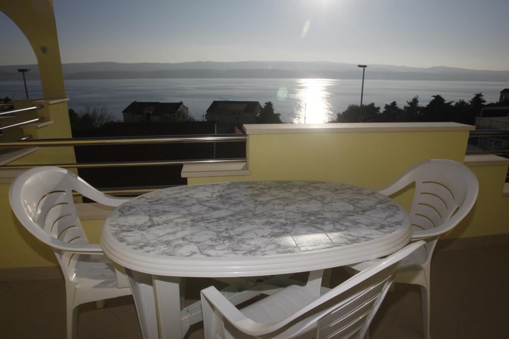 Apartments Rubic Omis Room photo